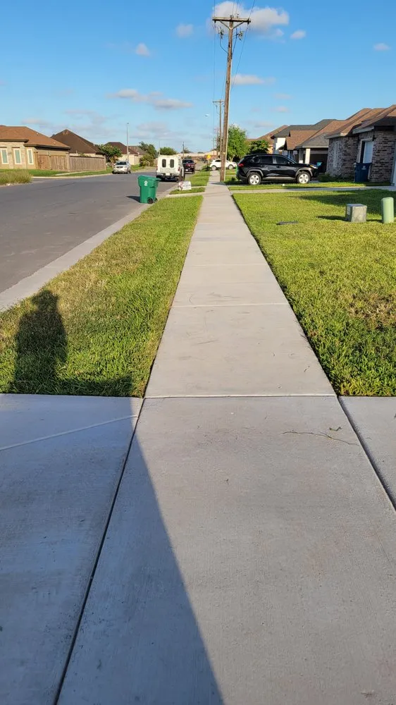 Expert lawn care service for year-round maintenance across Brownsville, TX - DC Elite Lawn Care