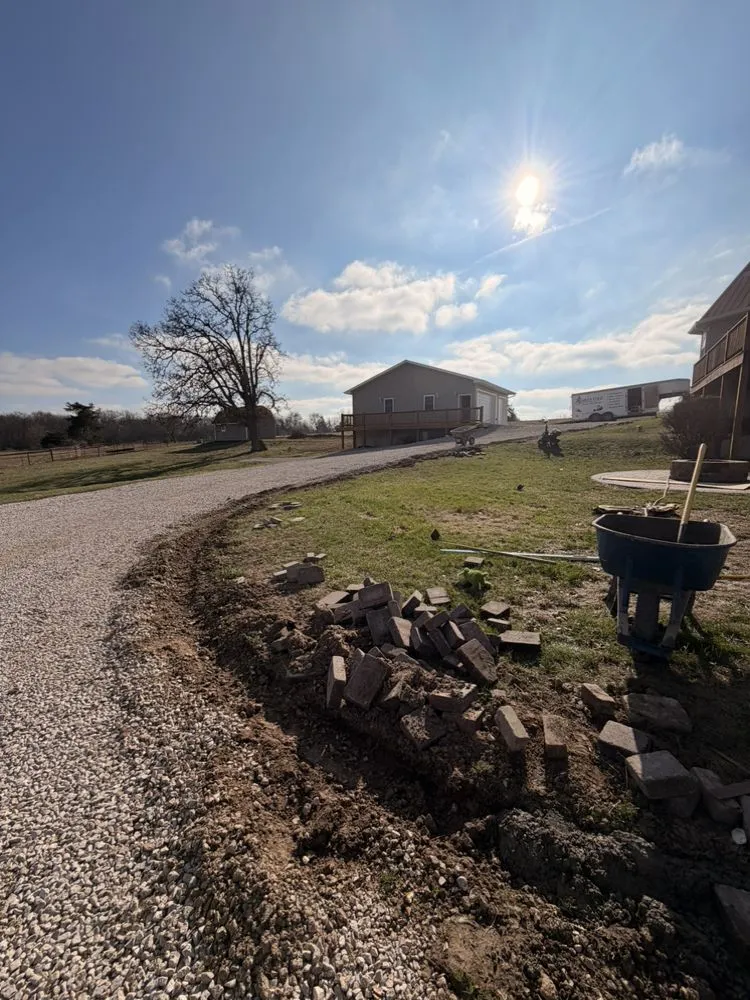 Trusted garden landscaping in Eldon, MO by DC Landcaping