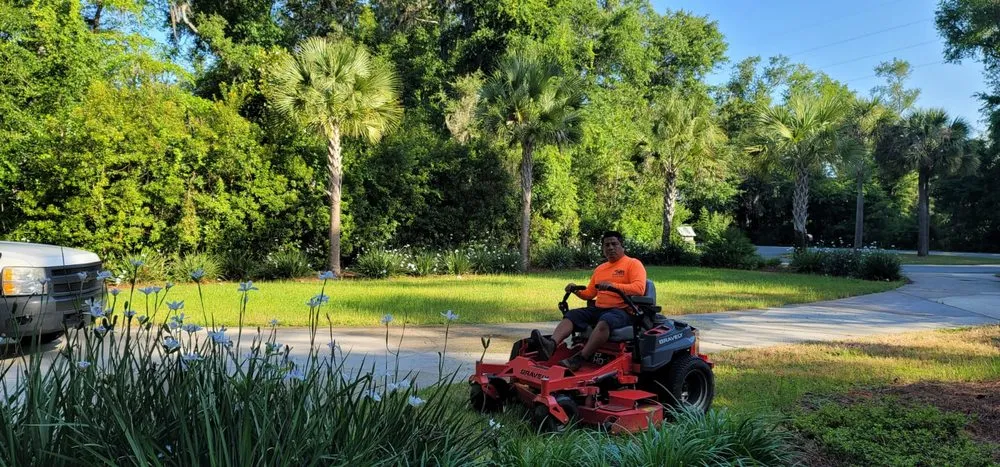 Top-rated residential landscaping for year-round maintenance in Brunswick, GA by DC Landscaping
