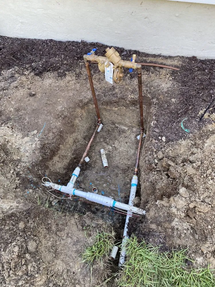 Top-rated residential landscaping for year-round maintenance in Charleston, SC by DC Landscaping