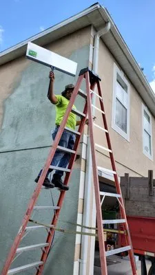 DC LANDSCAPING &HANDYMAN SERVICES Logo