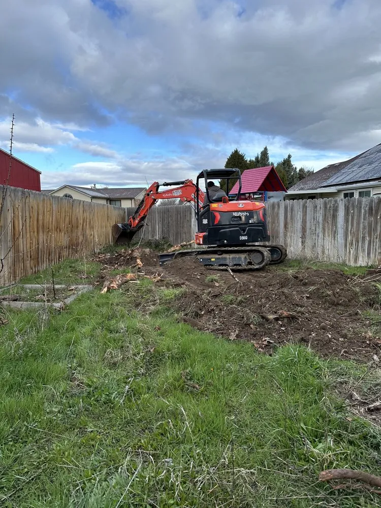 Reliable lawn mowing service experts serving Santaquin, UT - DC Landworks