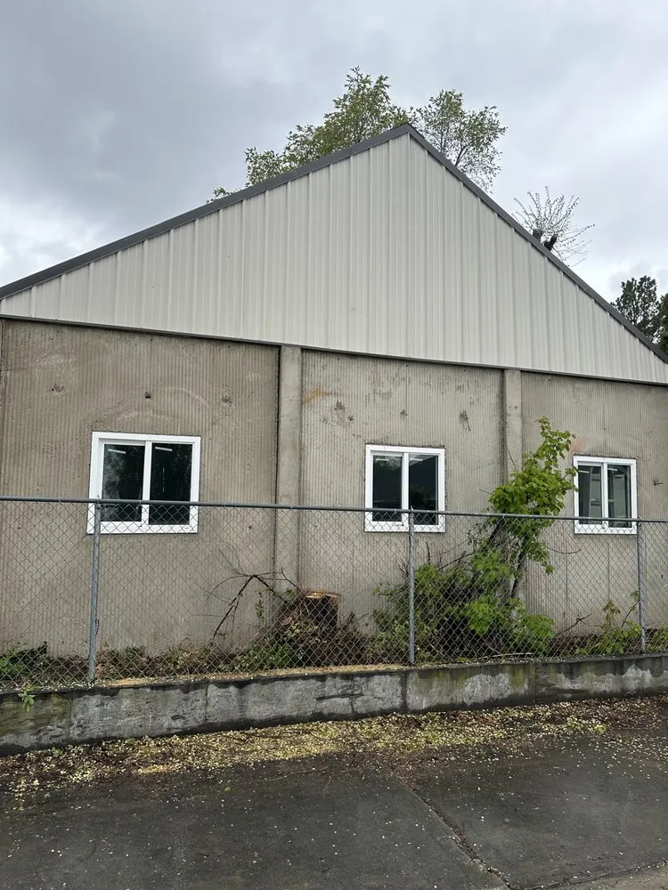 Top-rated lawn care service for year-round maintenance in Santaquin, UT by DC Landworks