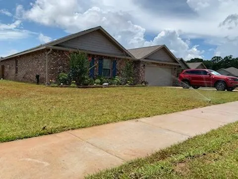 Reliable residential landscaping for year-round maintenance across Fairhope, AL - DC Lawn & Landscape