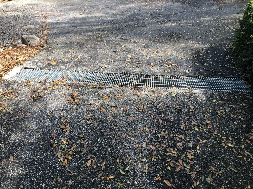 Affordable yard maintenance experts serving Fairhope, AL - DC Lawn & Landscape