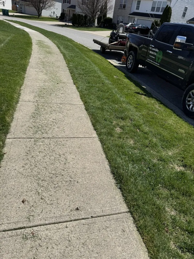 Local garden landscaping experts serving Roann, IN - DC Lawn and Landscaping