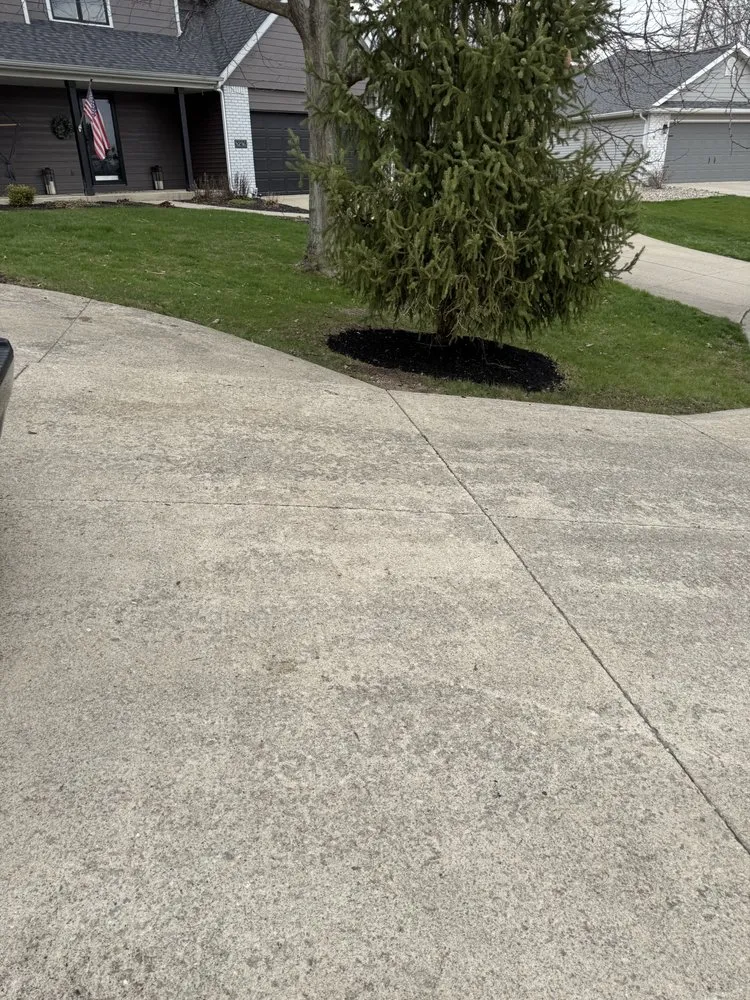 Custom garden landscaping in Roann, IN - DC Lawn and Landscaping