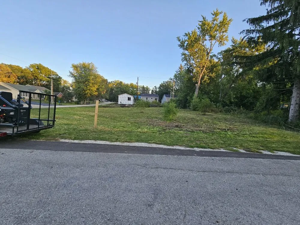 Custom yard maintenance experts serving Silver Lake, WI - DC Lawn Care