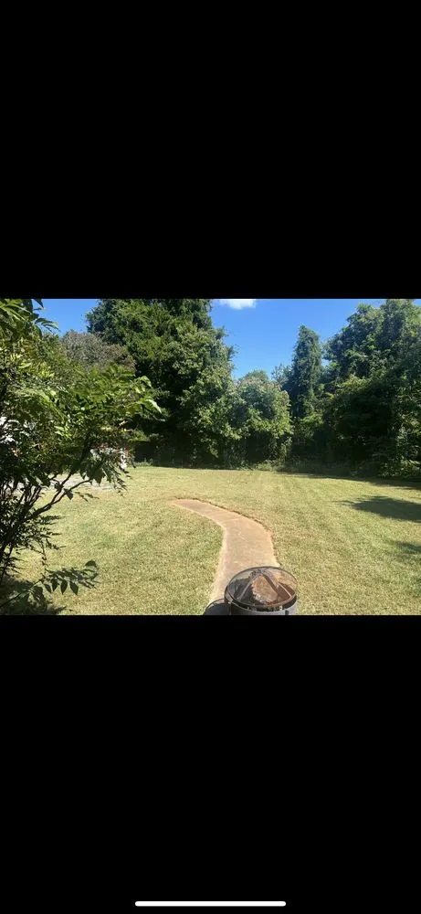 Trusted garden landscaping for homes across Central, SC - D&C Lawn Lift
