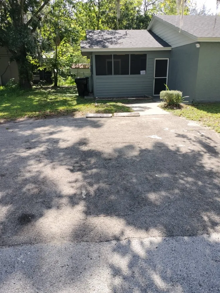 Reliable garden landscaping experts serving Gainesville, FL - DC Lawn Service, Landscaping, Pressure Washing