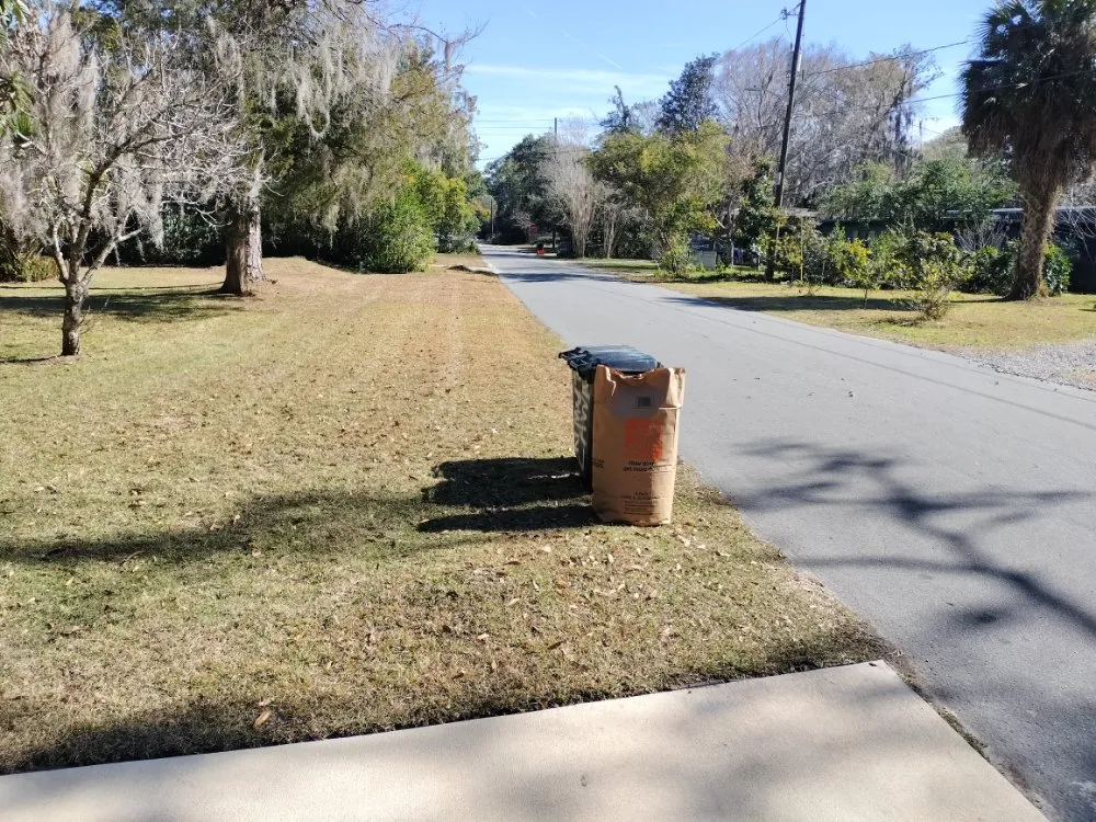 Expert yard maintenance for beautiful yards across Gainesville, FL - DC Lawn Service, Landscaping, Pressure Washing