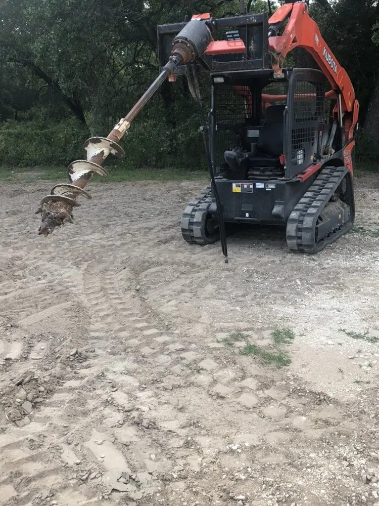 Reliable yard maintenance for beautiful yards in Elmendorf, TX by D&C Services