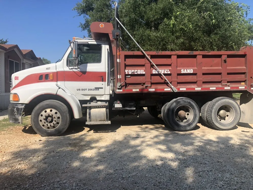 Affordable garden landscaping with custom design across Elmendorf, TX - D&C Services