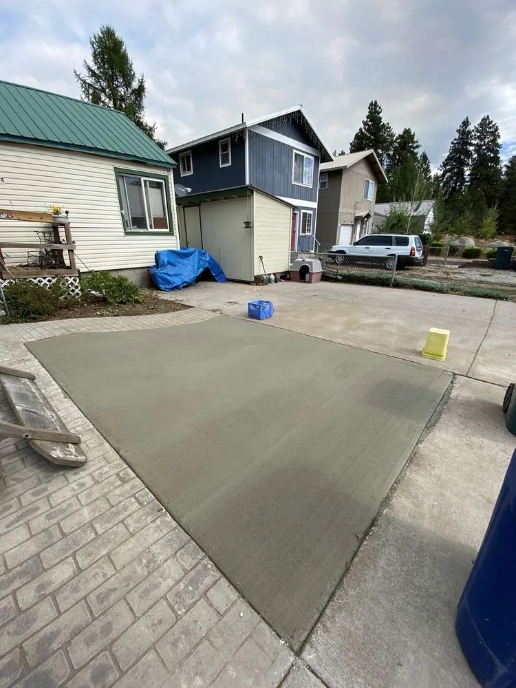 Affordable lawn mowing service experts serving Wenatchee, WA - DCB Landscaping