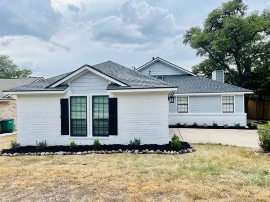 DCG Multi services Logo