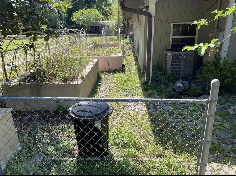 Custom yard maintenance for homes in Dade City, FL by Dcr Kutz