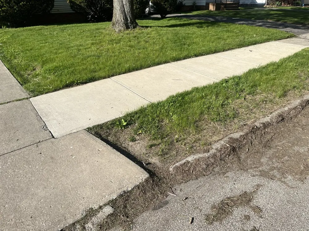 Reliable garden landscaping experts serving Cleveland, OH - DCT Lawn Care