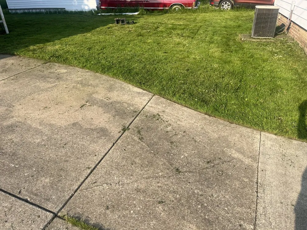 Top-rated yard maintenance in Cleveland, OH by DCT Lawn Care