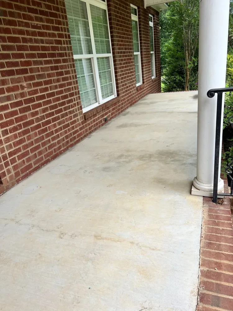 Reliable landscaping services for residential properties across Gadsden, AL - D.C.W Pressure Washing & Lawncare
