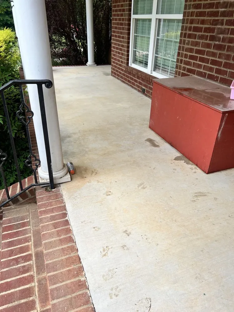 Expert landscaping services in Gadsden, AL - D.C.W Pressure Washing & Lawncare
