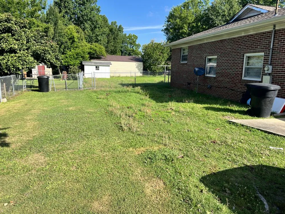 Affordable lawn care service in Gadsden, AL - D.C.W Pressure Washing & Lawncare