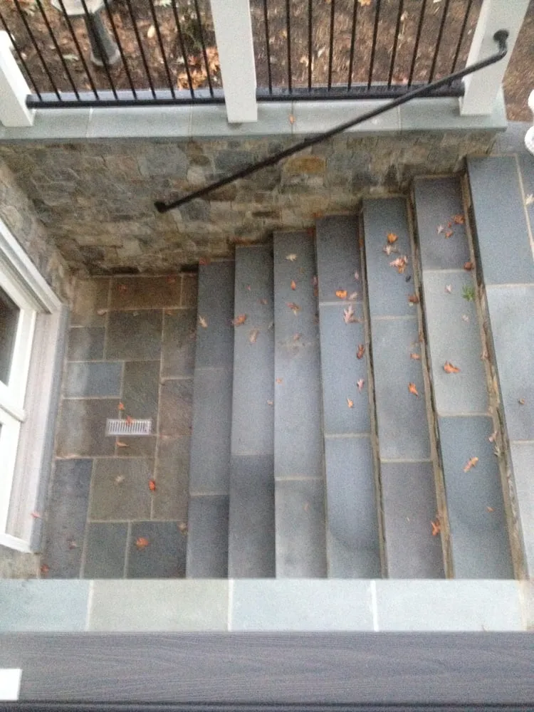 Local yard cleanup service in Hyattsville, MD by D&D Construction & Landscaping