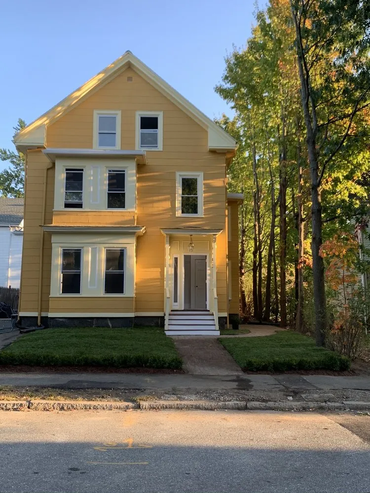 Top-rated lawn mowing service for beautiful yards across Woburn, MA - DD Elite Landscaping