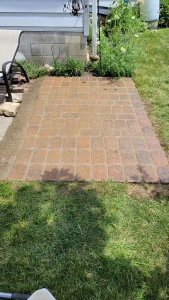 Top-rated garden landscaping experts serving Hartford City, IN - D&D Home and Lawn