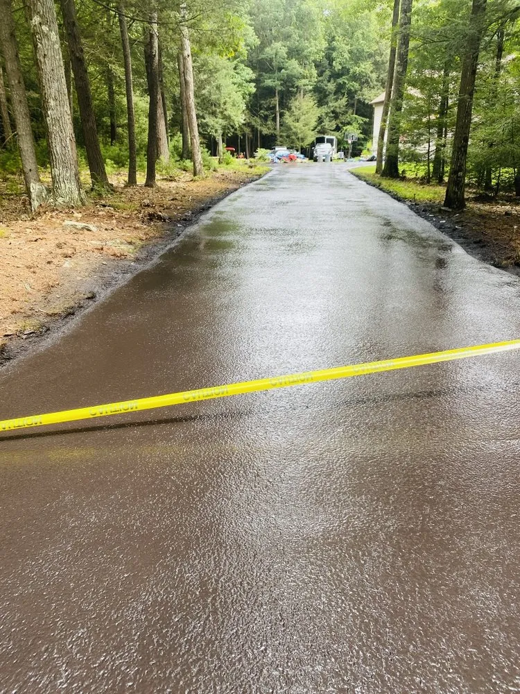 Local lawn care service for year-round maintenance across Richmond, VA - D&D Landscaping & Seal Coating