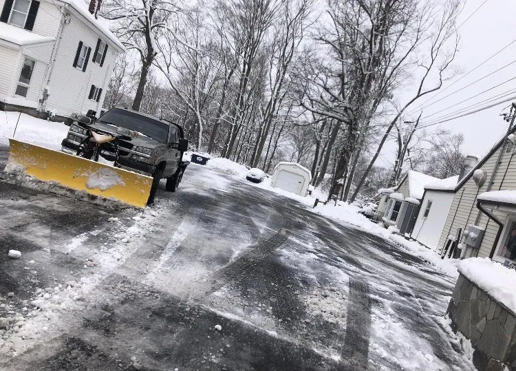 Trusted yard cleanup service experts serving North Haven, CT - D.D Landscaping and Construction