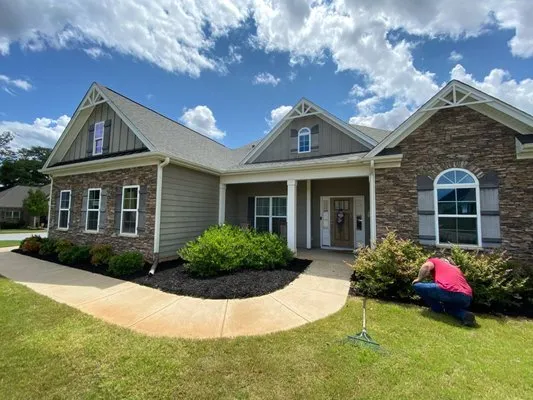 D&D Landscaping and Lawn Care Logo