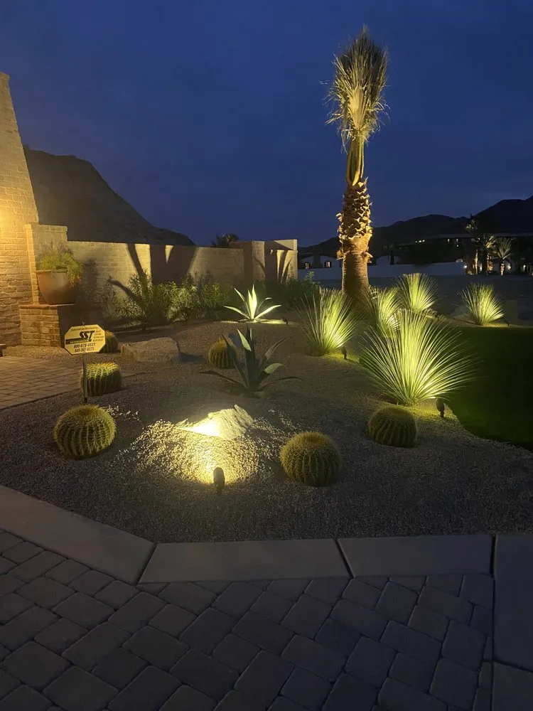 Expert lawn mowing service in Thousand Palms, CA - DD Landscaping