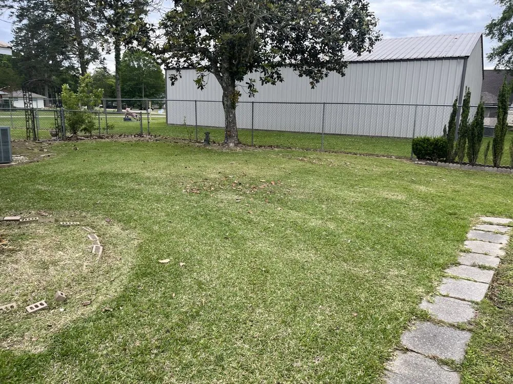 Expert yard maintenance in Amite City, LA - D&D Lawn Care