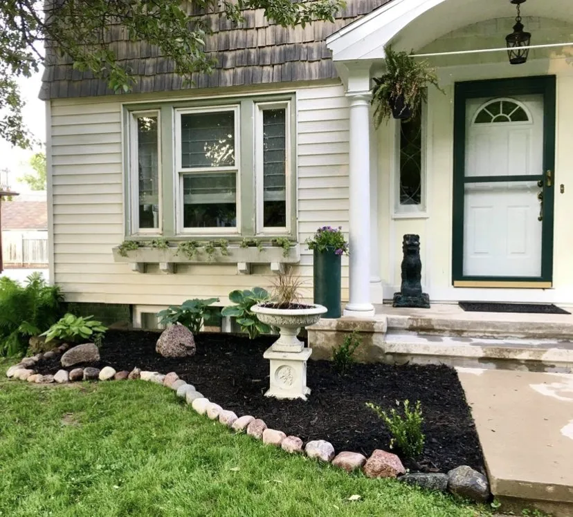 Custom yard maintenance experts serving Sheboygan Falls, WI - D&D Outdoor Services