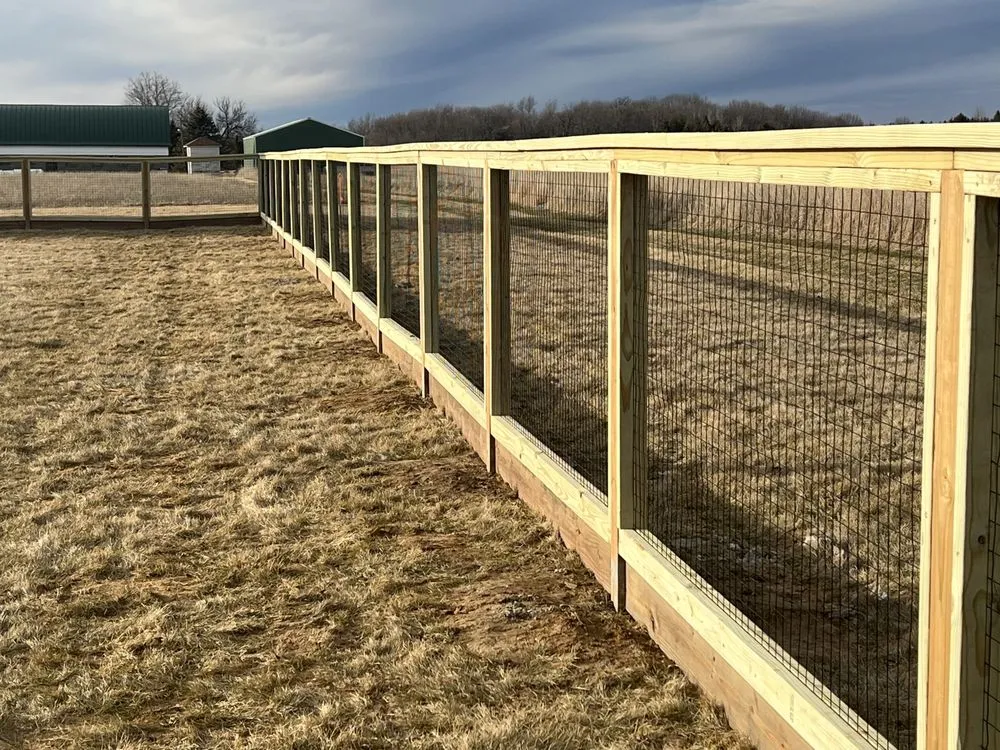 Local yard cleanup service in East Troy, WI by D&D Services