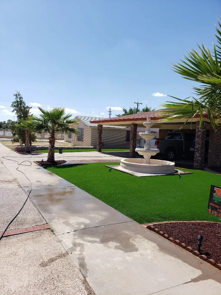 Professional residential landscaping experts serving El Paso, TX - DD Turf Artificial Grass