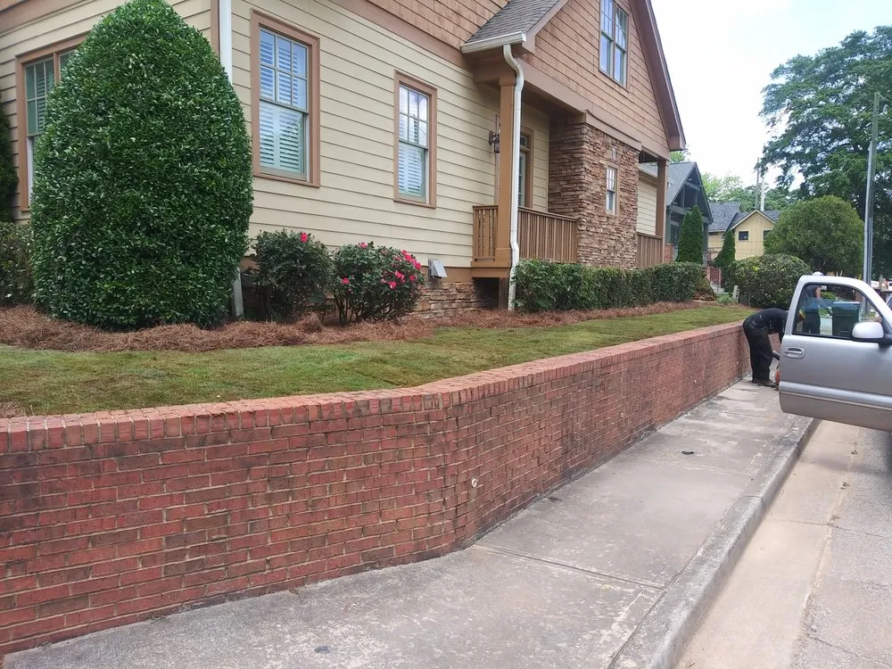 Top-rated residential landscaping in College Park, GA - DDependable Services