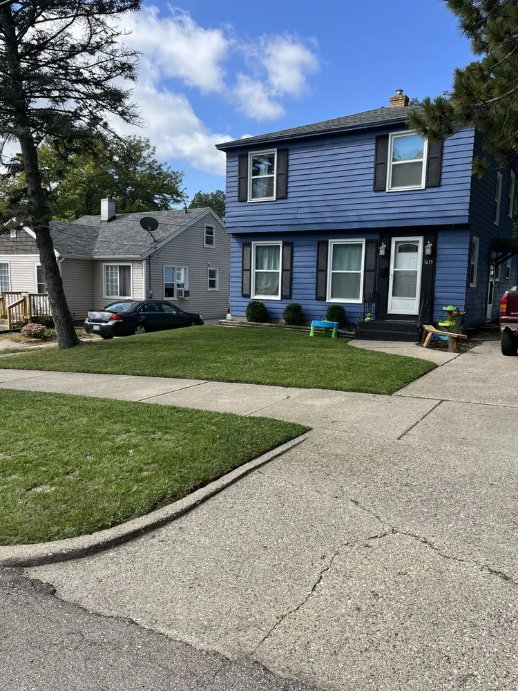 Trusted yard cleanup service experts serving Grand Rapids, MI - DDJ Maintenance