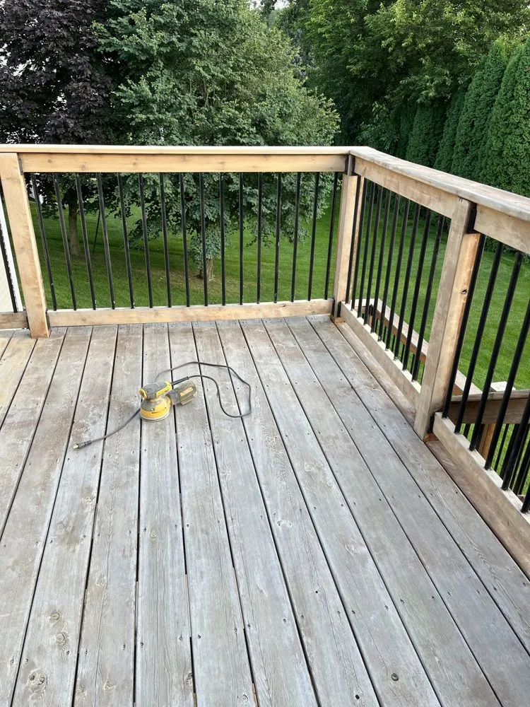 Top-rated lawn care service experts serving Grand Rapids, MI - DDJ Maintenance