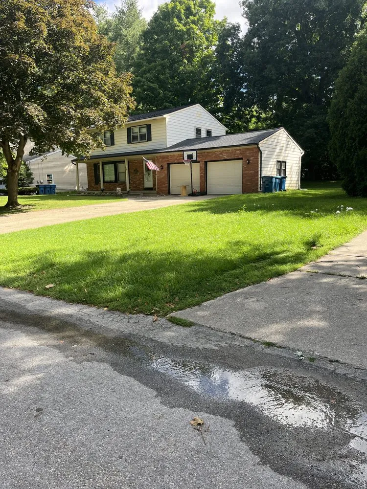 Local residential landscaping in Grand Rapids, MI - DDJ Maintenance