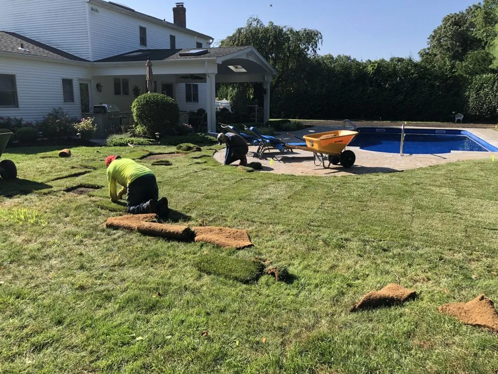 Local landscape design in Port Jefferson Station, NY - DDL Ramírez Landscaping