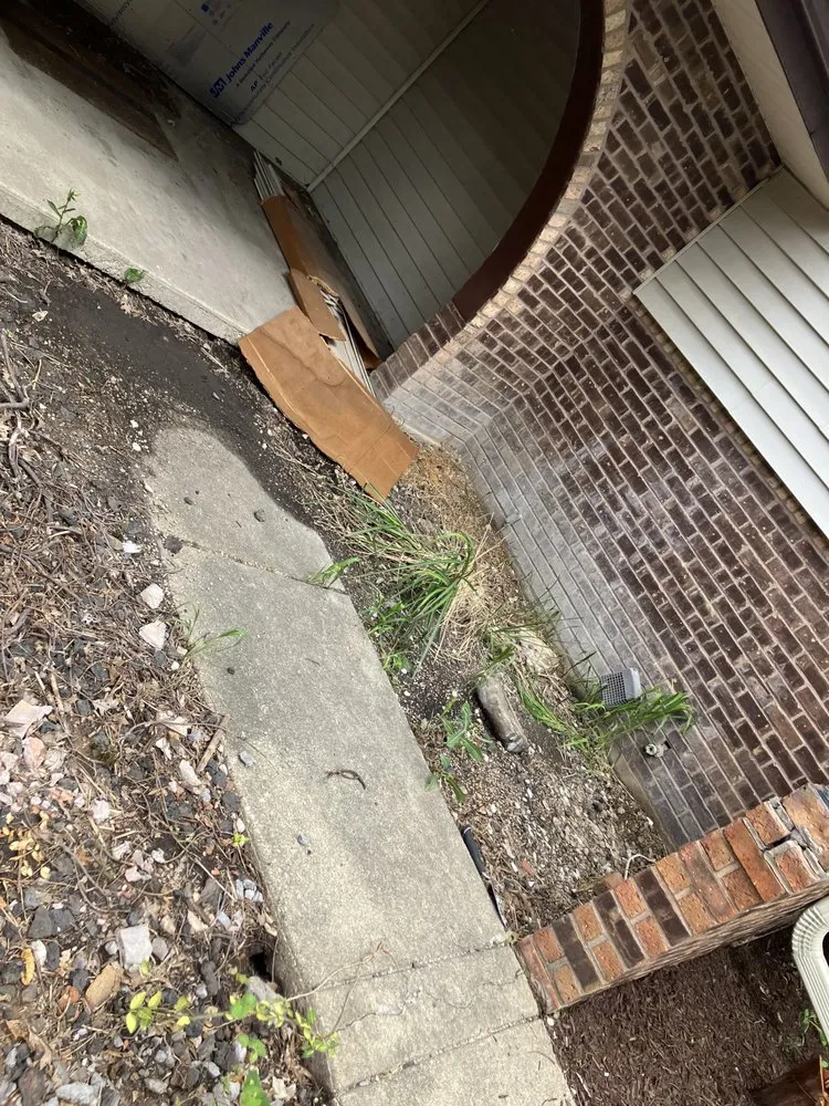 Affordable yard cleanup service experts serving Huntley, IL - DDR Outdoor Services