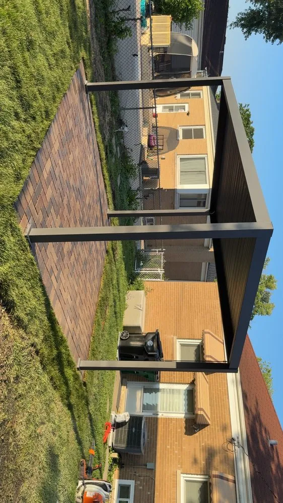 Custom landscaping services with custom design in Huntley, IL by DDR Outdoor Services