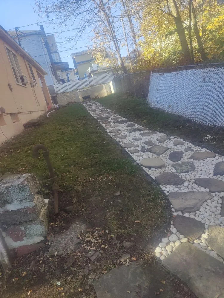 Custom lawn care service in Dalton, PA - DD's Lawn Care and Home Maintenance