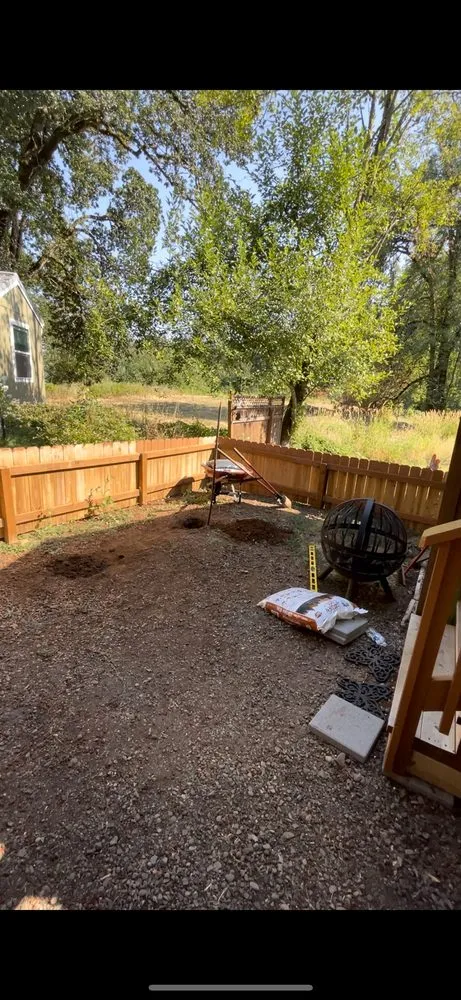 Reliable yard cleanup service in Salem, OR - De La Cruz Construction & Lawn Care LLC