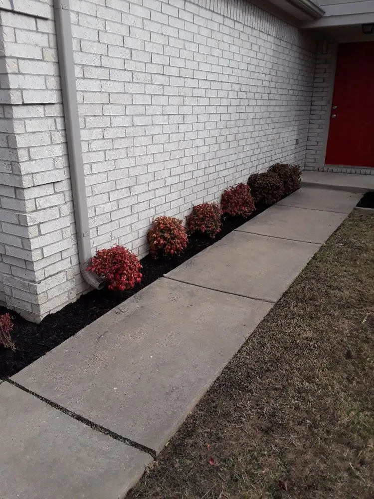 Trusted lawn mowing service for outdoor upgrades in Memphis, TN by De La Cruz Lawn & Landscaping