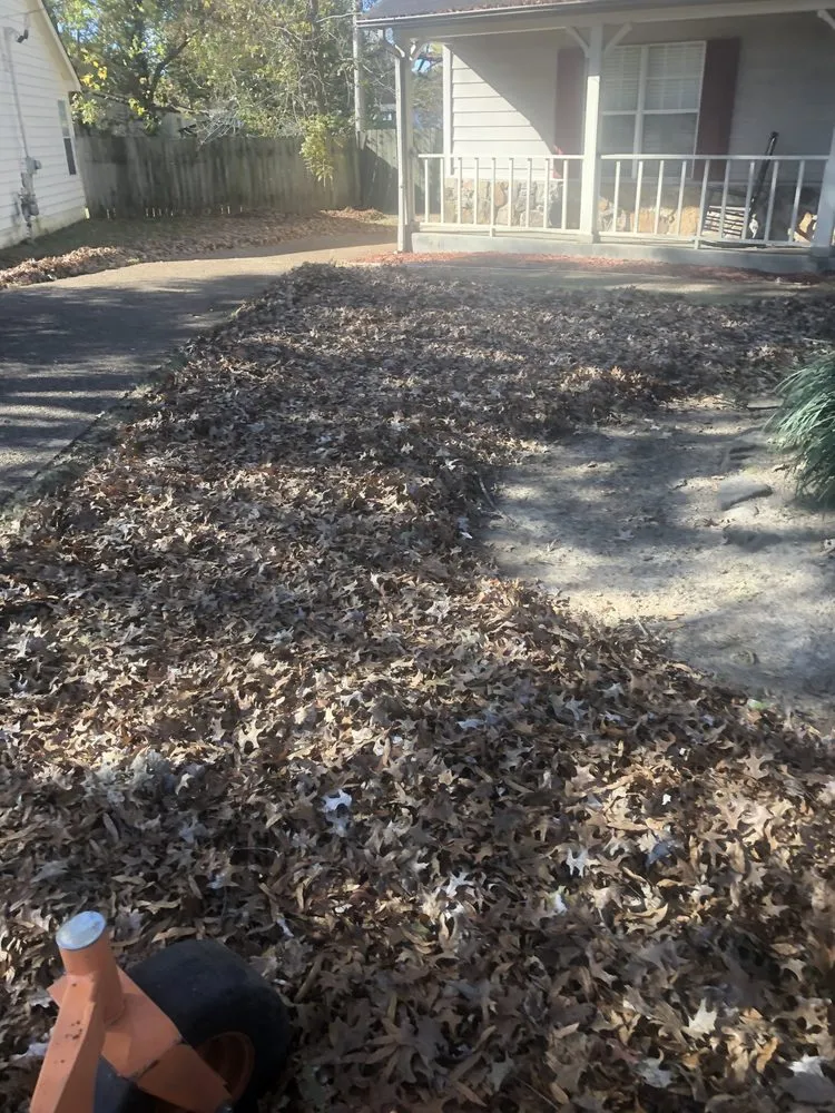 Expert lawn mowing service for residential properties across Memphis, TN - De La Cruz Lawn & Landscaping