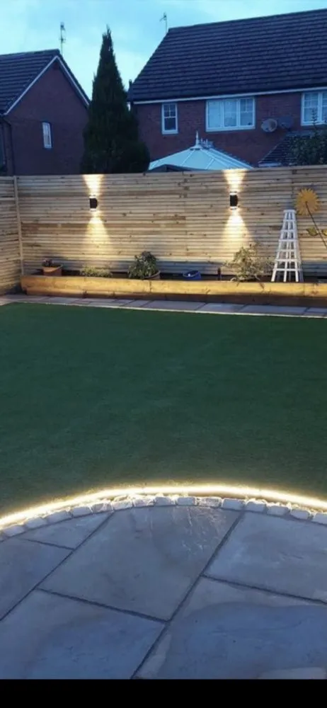 Top-rated yard cleanup service near you across Corona, CA - De La Torre Solutions