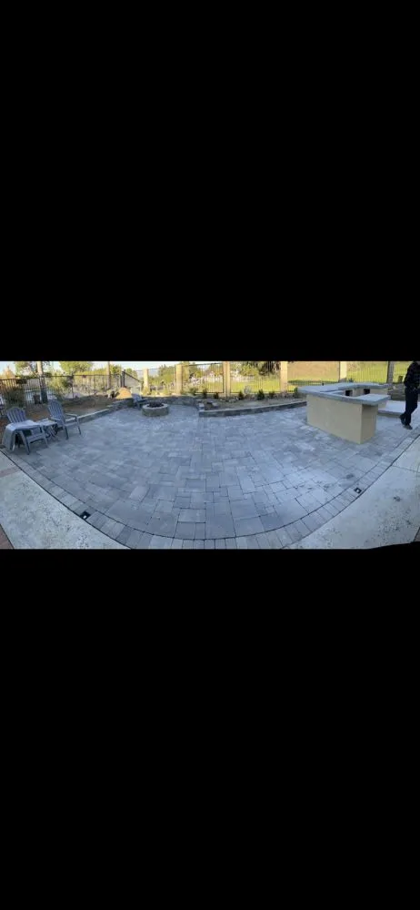 Local yard cleanup service in Corona, CA by De La Torre Solutions