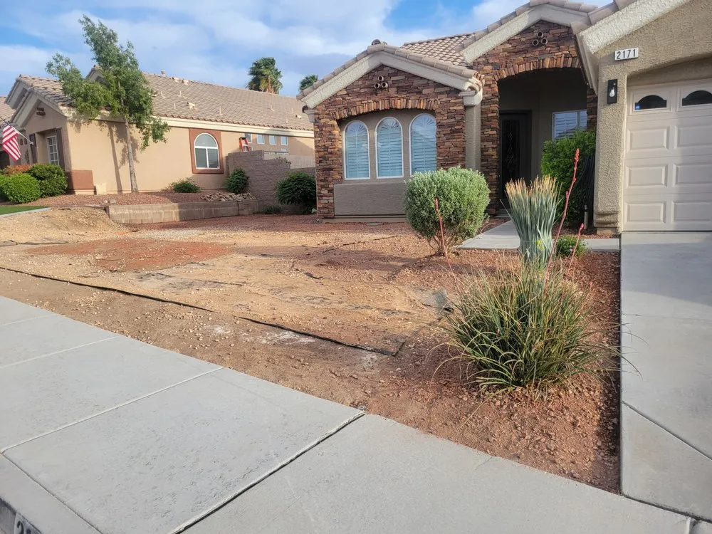 Expert yard cleanup service for residential properties across Las Vegas, NV - DE landscape